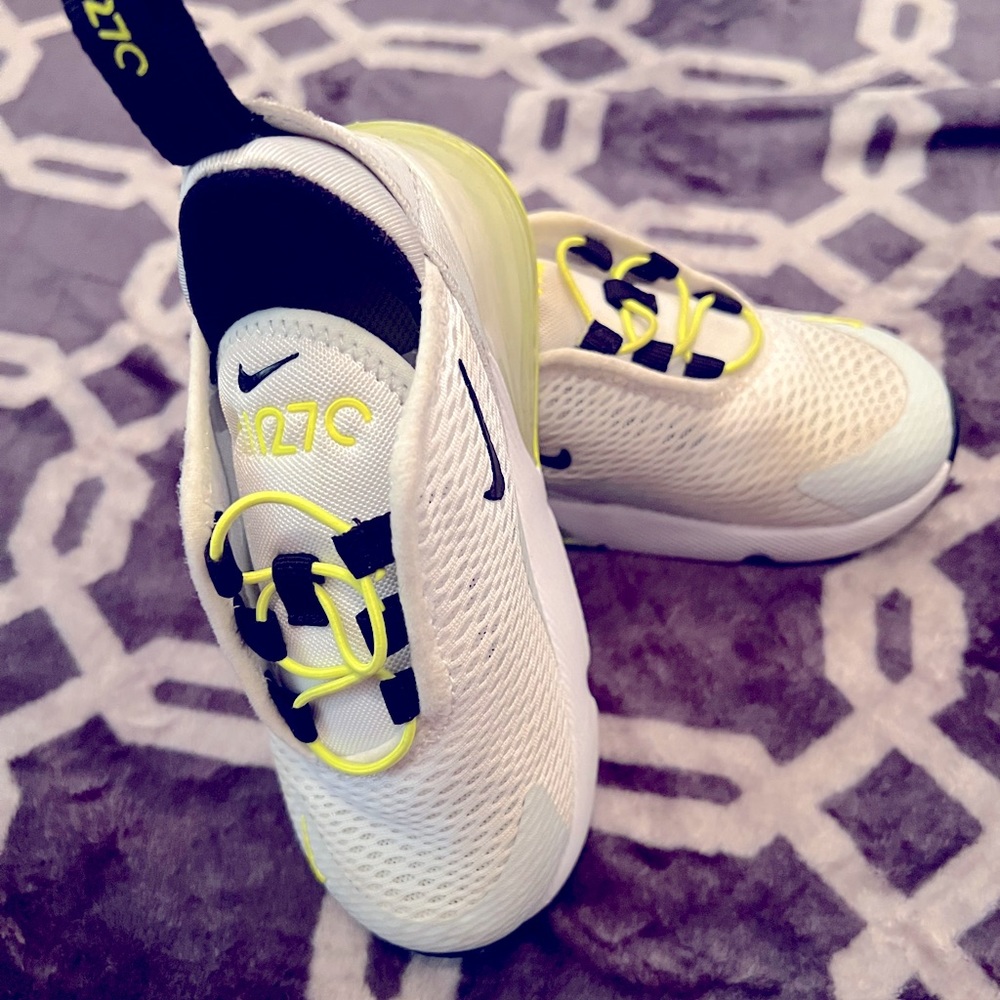 Toddler Nike Airmax 270 SOLD